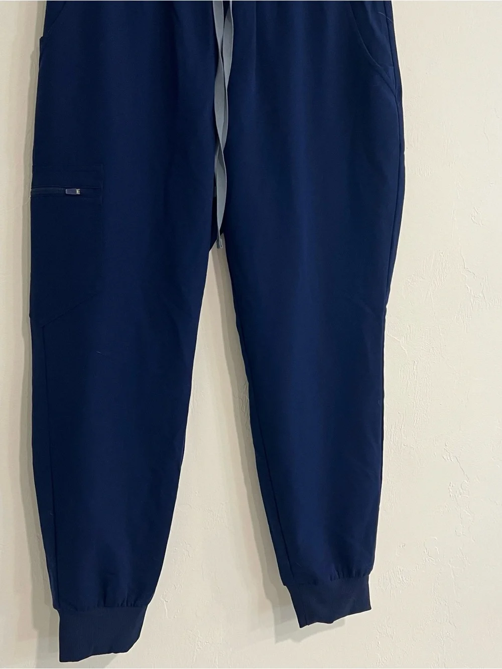 Figs Zamora Navy Blue Scrub Pants Size Medium Petite Healthcare Nurse Medical - Picture 3 of 6